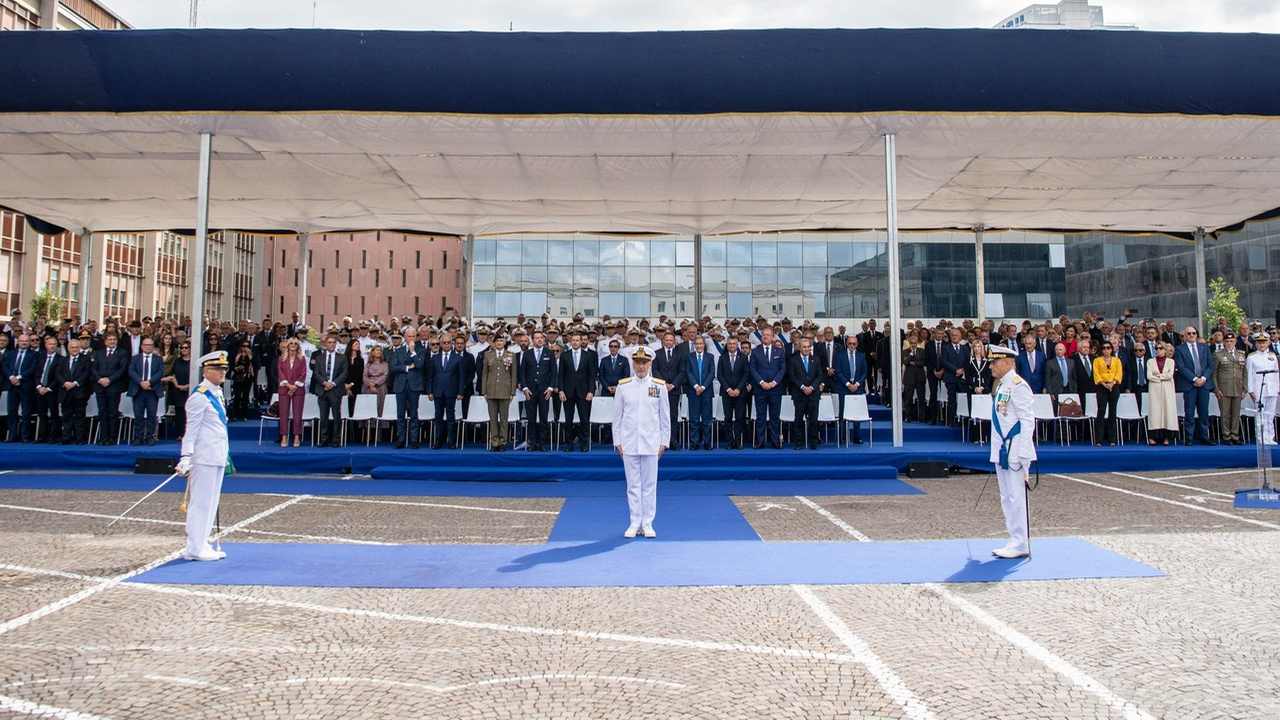 Personale della Guardia Costiera durante un controllo operativo