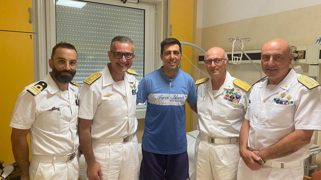 Unità della Guardia Costiera durante la navigazione