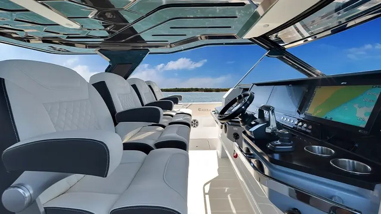 Plancia Raymarine dell’Aquila 45 Sport